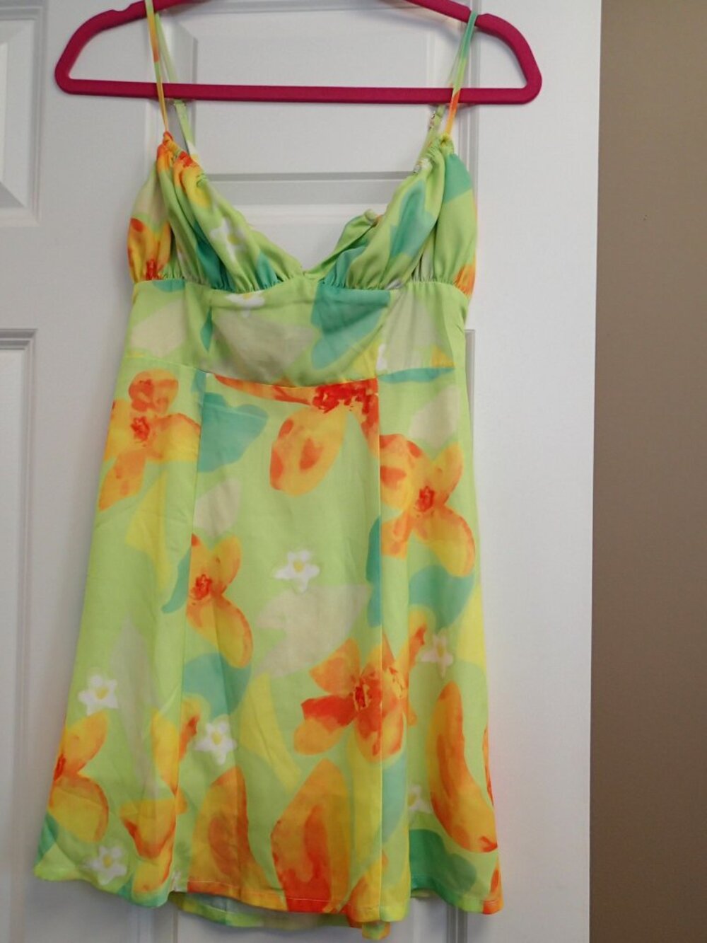 Cider Floral Dress New w tags Size Small